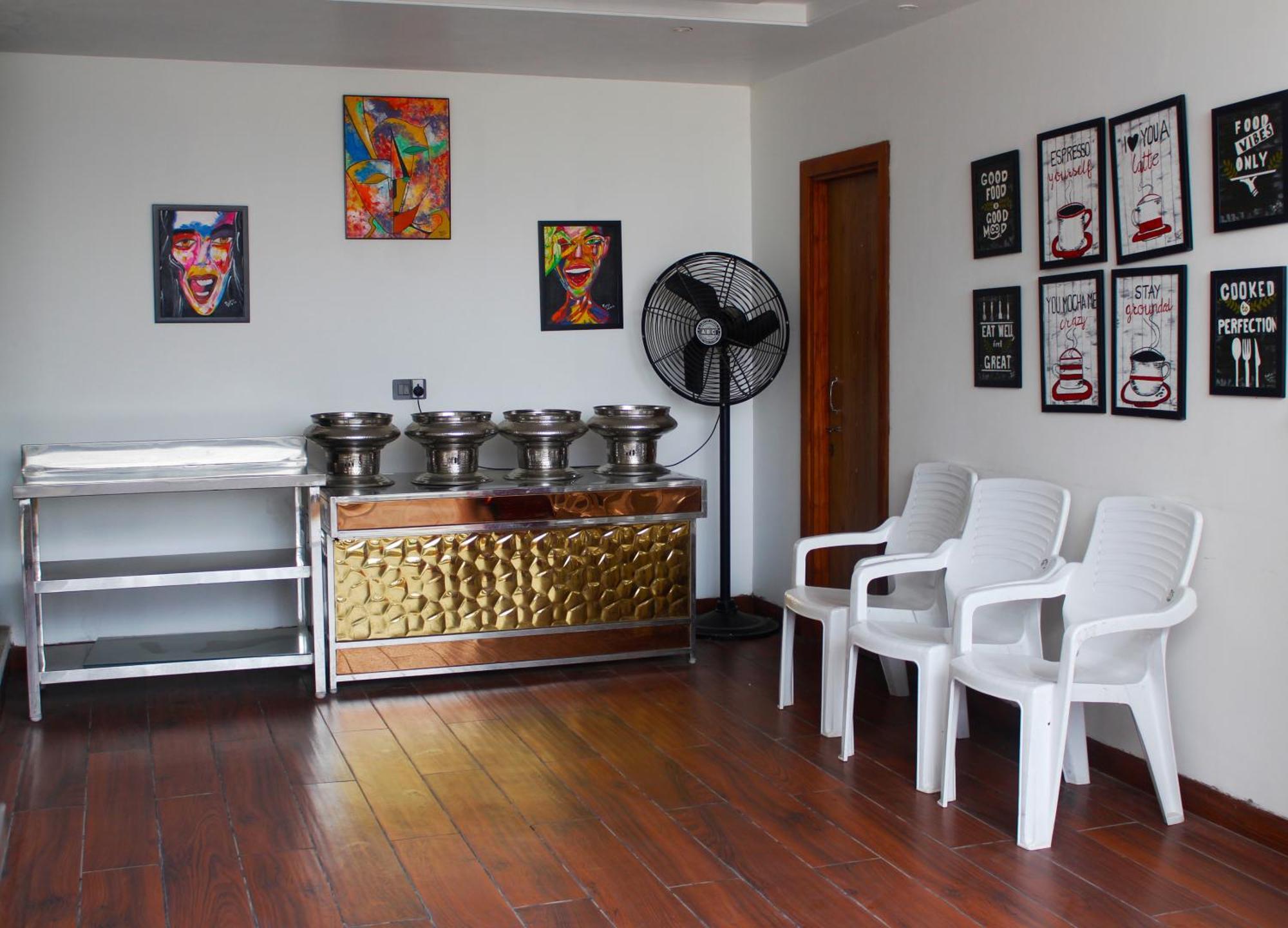 Blessings Hotel Amritsar Esterno foto