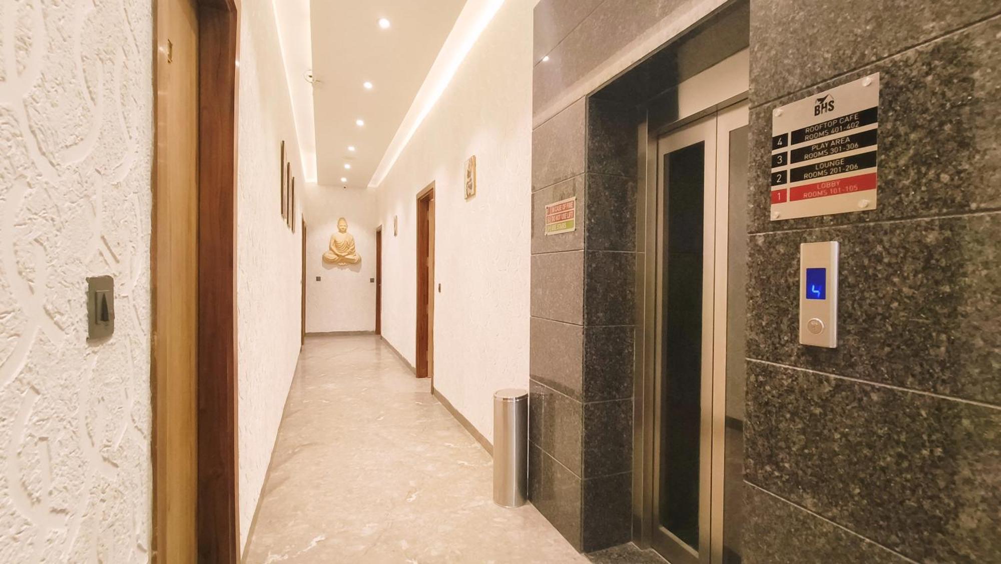 Blessings Hotel Amritsar Esterno foto